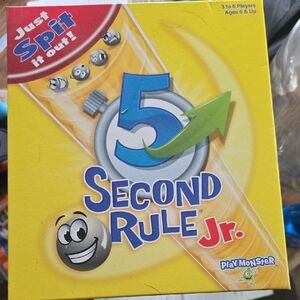 Hasbro 5 Second Rule Jr. Kids Game - Yellow with Blue and Green Accents